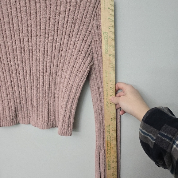 Divided by H M Women Rib Knit Sweater Dusty Pink Cropped Flared Sleeve XL - Picture 9 of 10